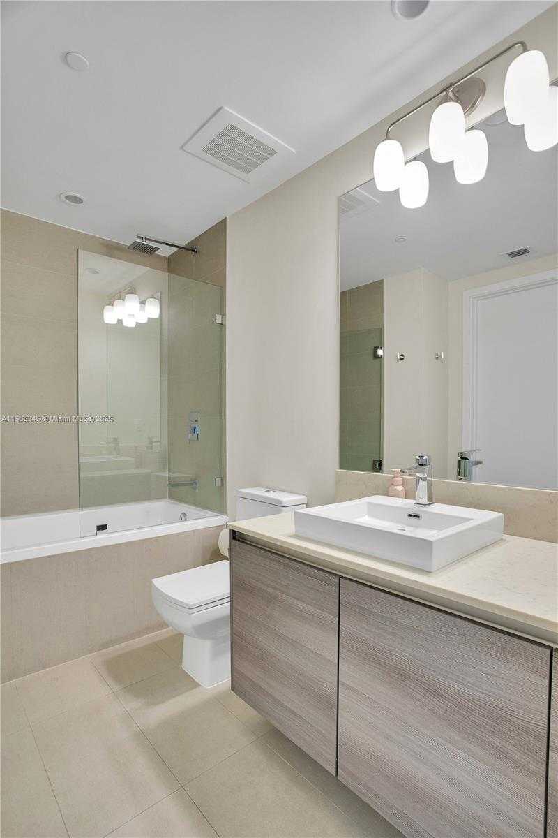 Small Image of 1080 BRICKELL AVE #3106, Miami Number 12