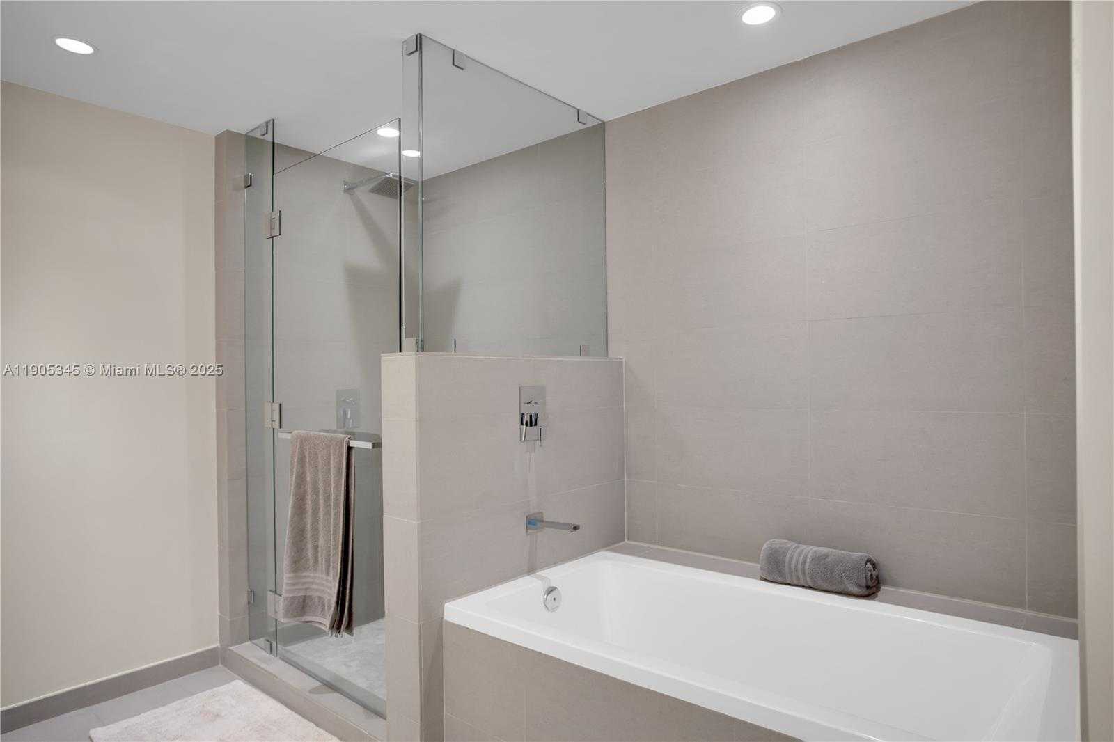 Small Image of 1080 BRICKELL AVE #3106, Miami Number 19