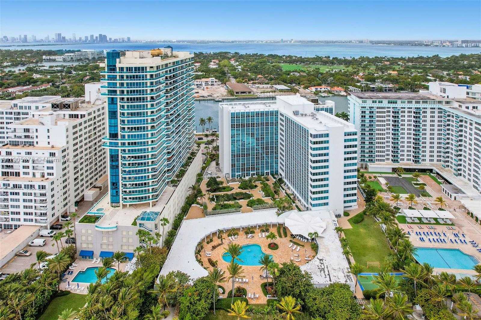 Small Image of 5055 COLLINS AVE #2J, Miami Beach Number 1