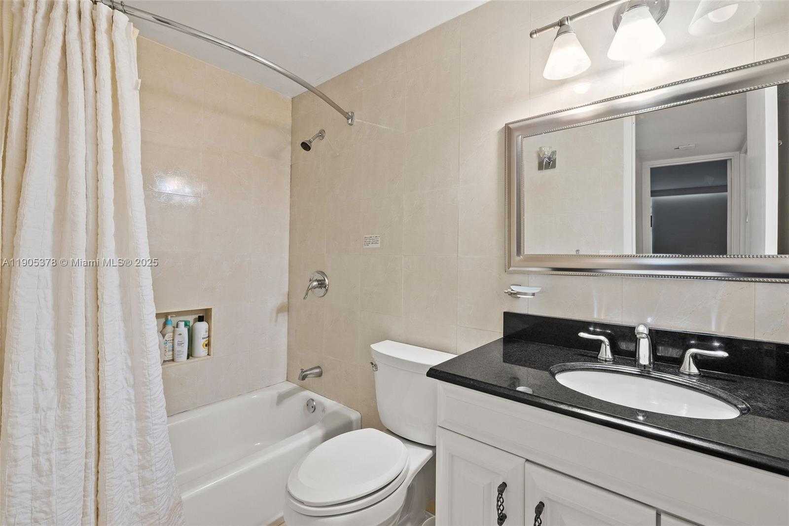 Small Image of 5055 COLLINS AVE #2J, Miami Beach Number 16