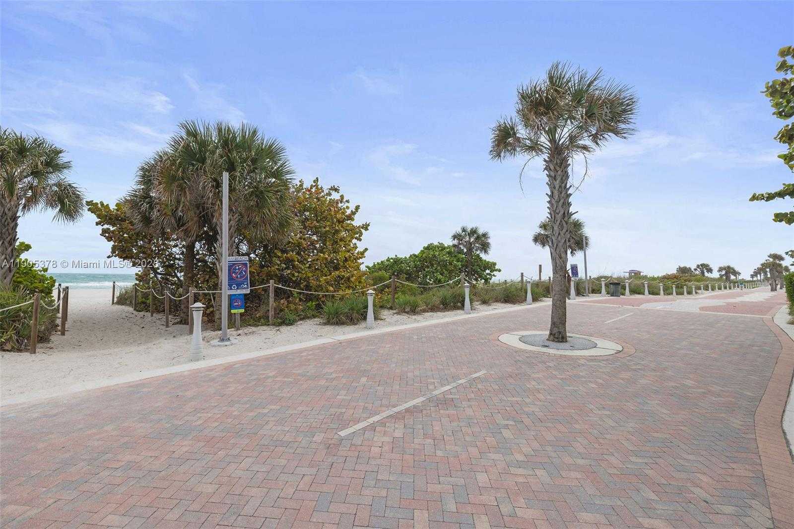 Small Image of 5055 COLLINS AVE #2J, Miami Beach Number 26