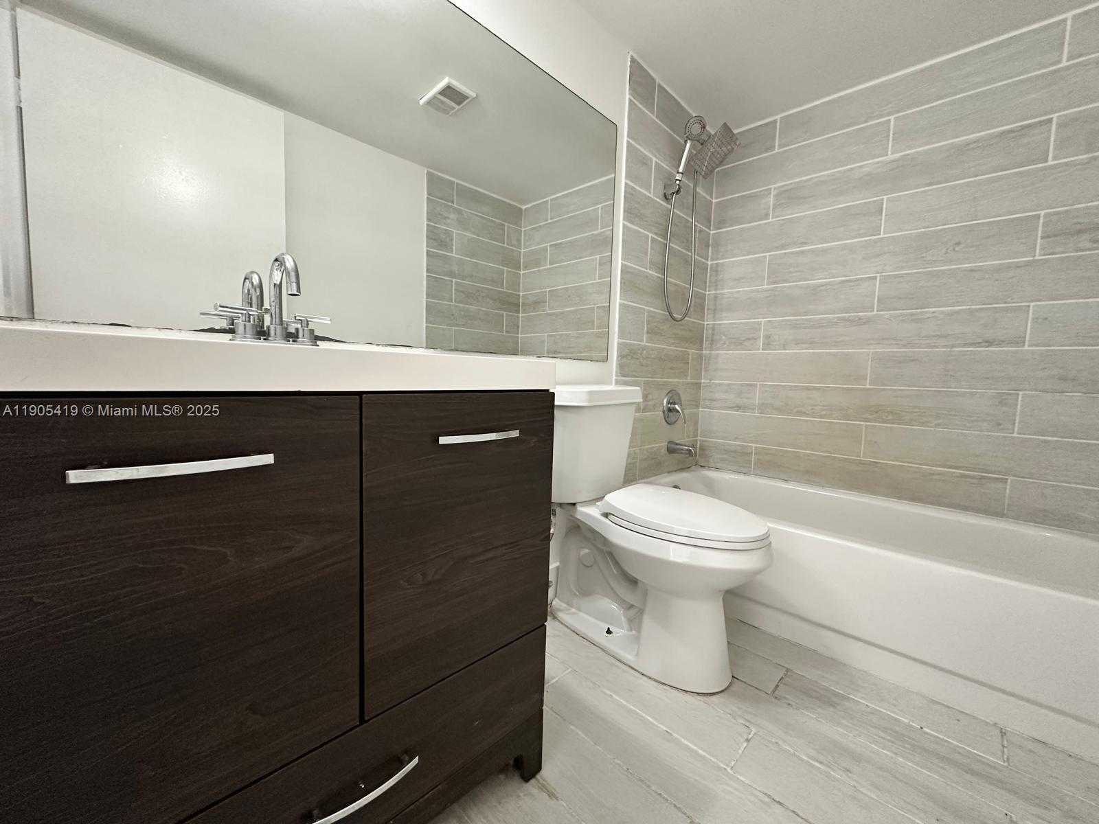 Small Image of 610 SOUTH PARK RD #27-1, Hollywood Number 11