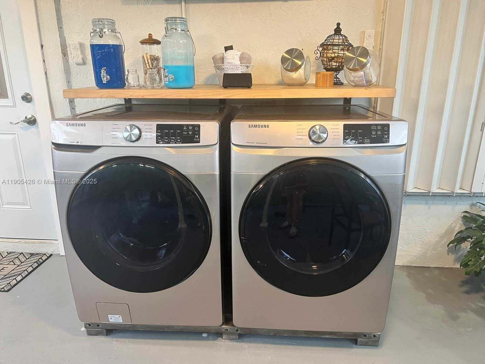 Small Image of 12268 SOUTH WEST 202ND ST #., Miami Number 12