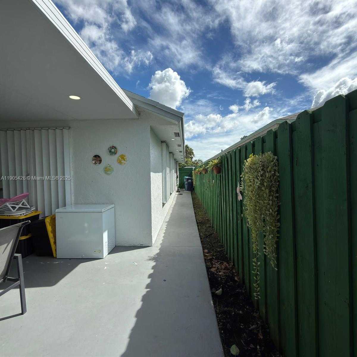 Small Image of 12268 SOUTH WEST 202ND ST #., Miami Number 18