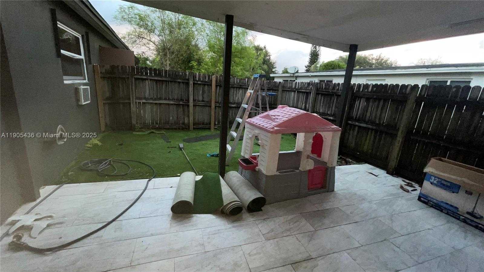 Small Image of 6390 HAYES ST #2, Hollywood Number 9