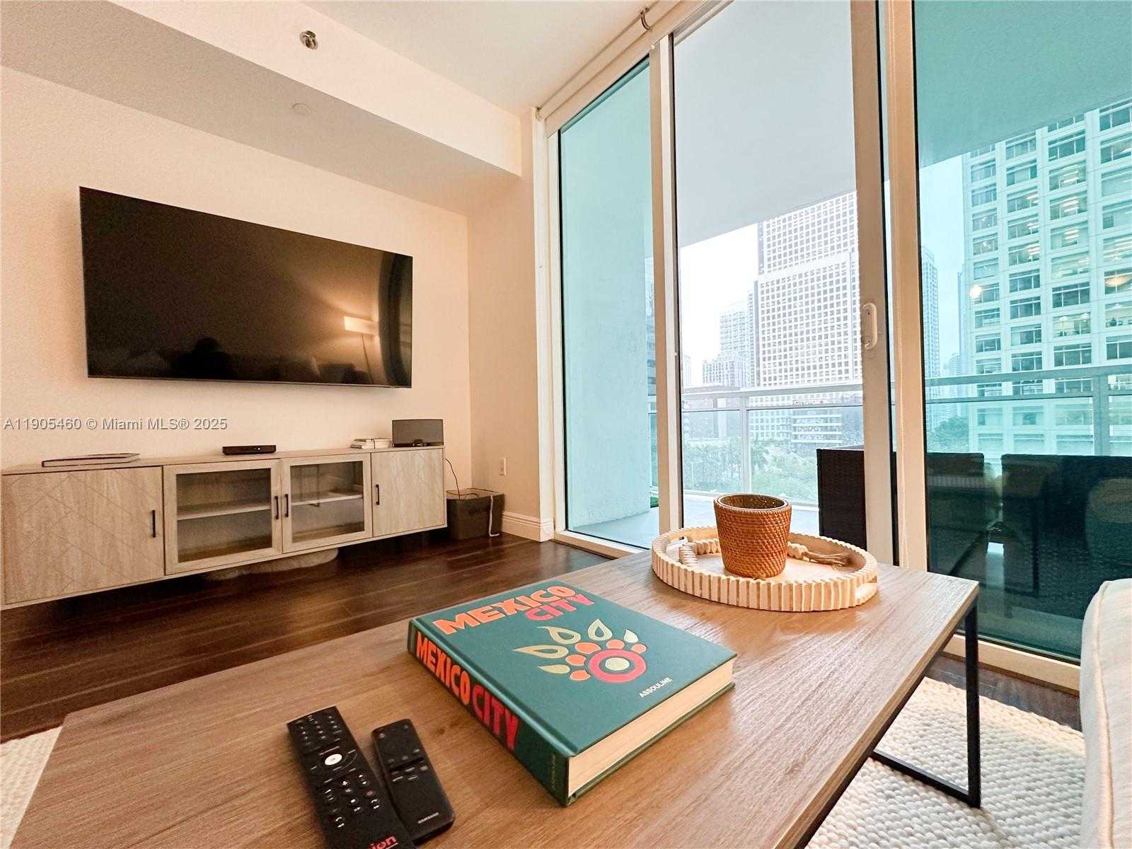 Small Image of 951 BRICKELL AVE #601, Miami Number 1