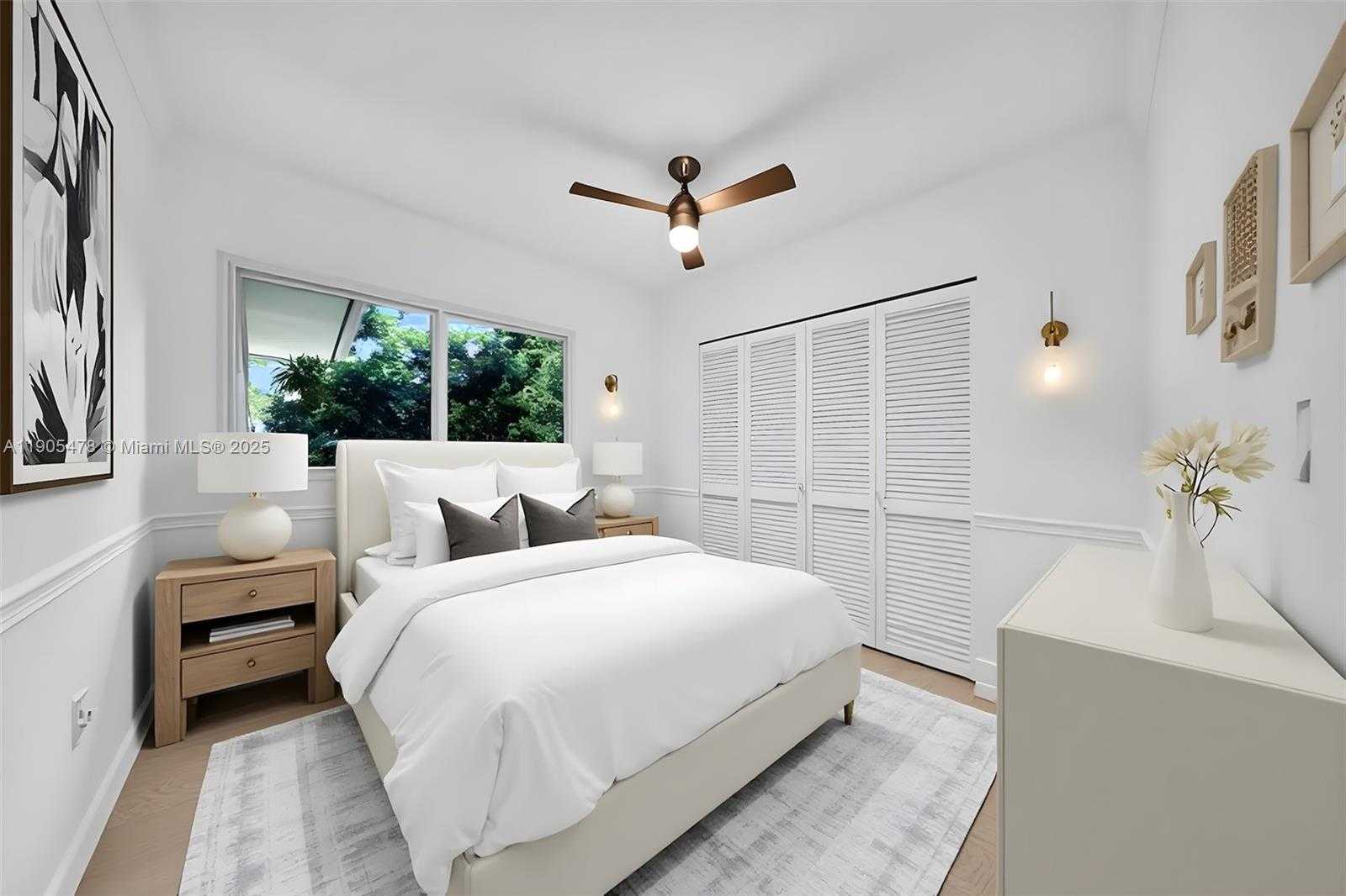 Small Image of 4000 ALHAMBRA CIR, Coral Gables Number 11