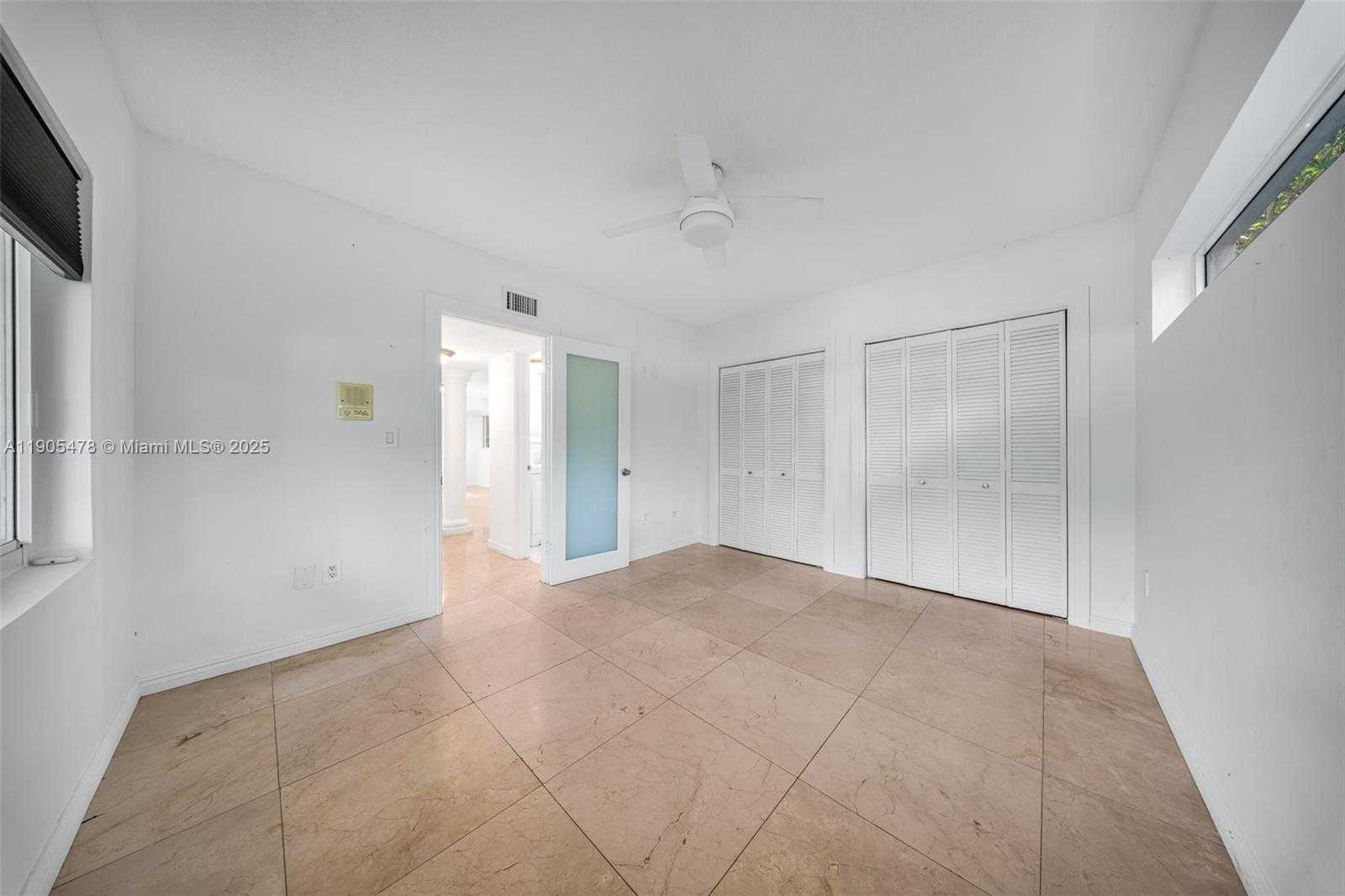Small Image of 4000 ALHAMBRA CIR, Coral Gables Number 19
