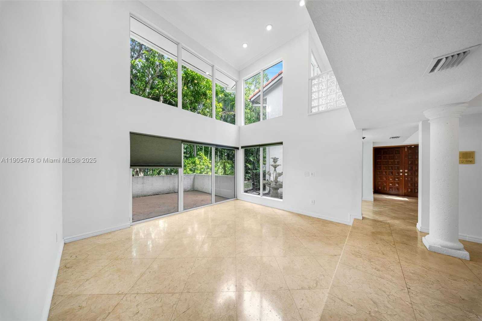 Small Image of 4000 ALHAMBRA CIR, Coral Gables Number 20