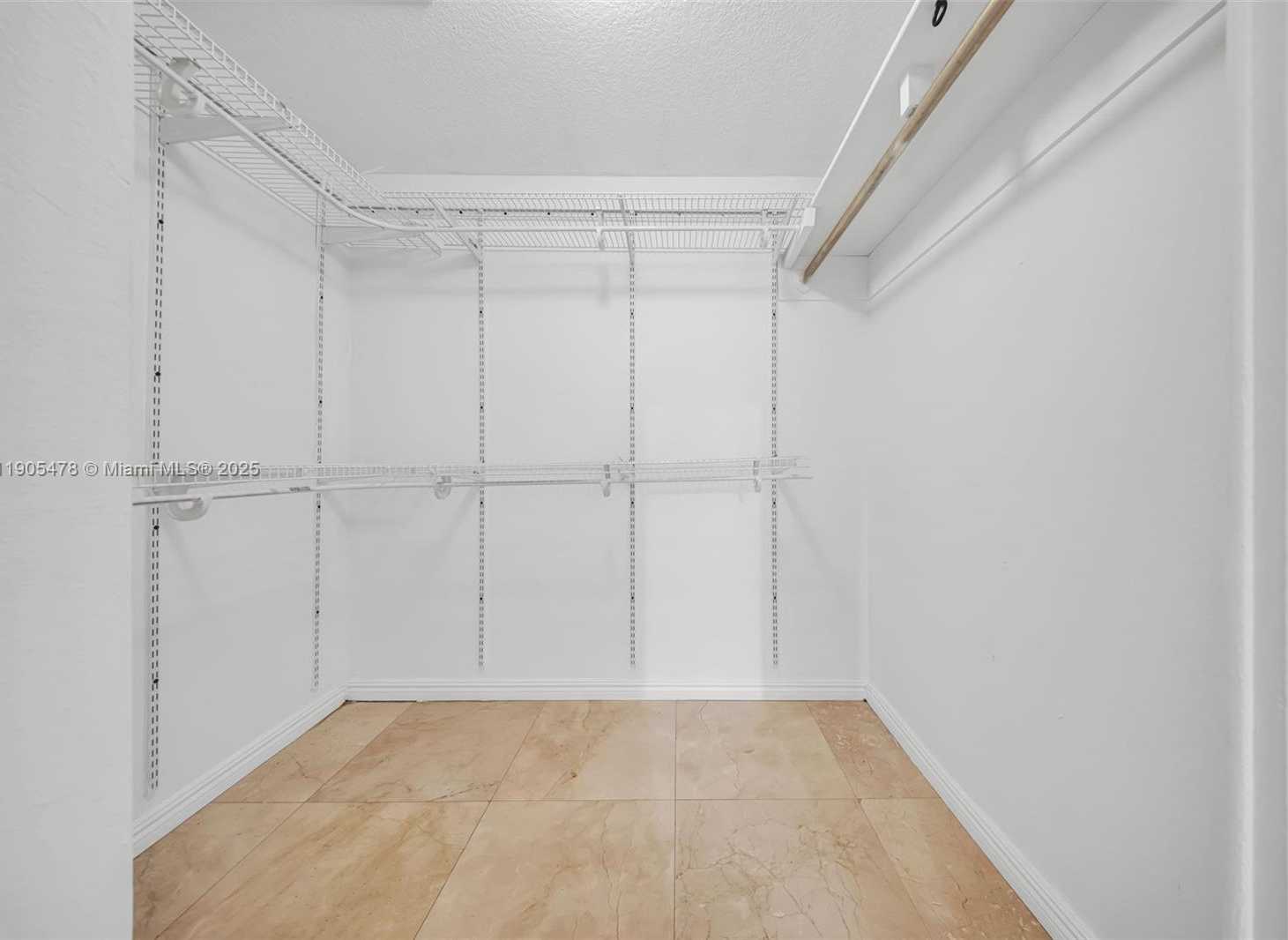 Small Image of 4000 ALHAMBRA CIR, Coral Gables Number 40