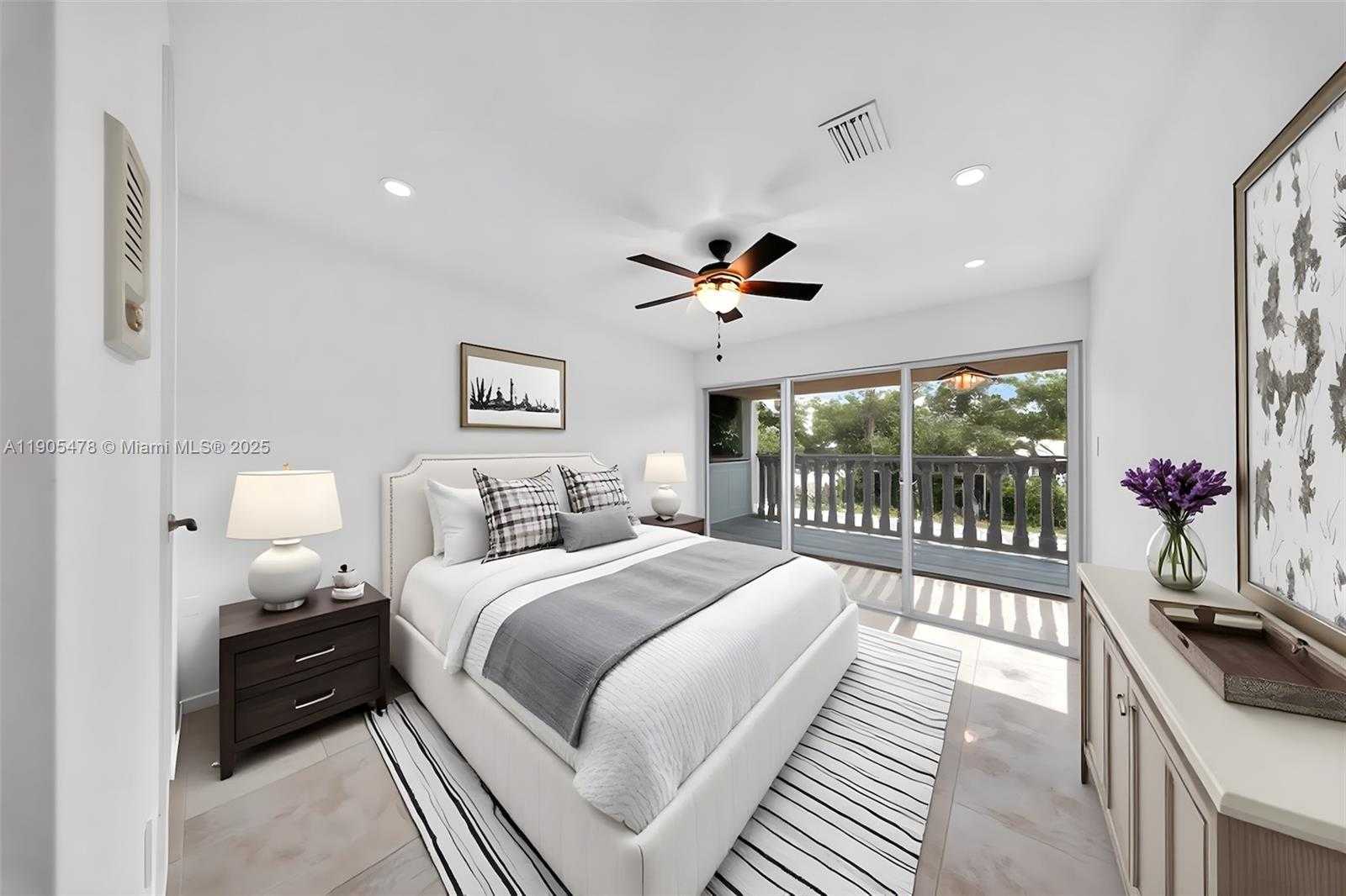Small Image of 4000 ALHAMBRA CIR, Coral Gables Number 59