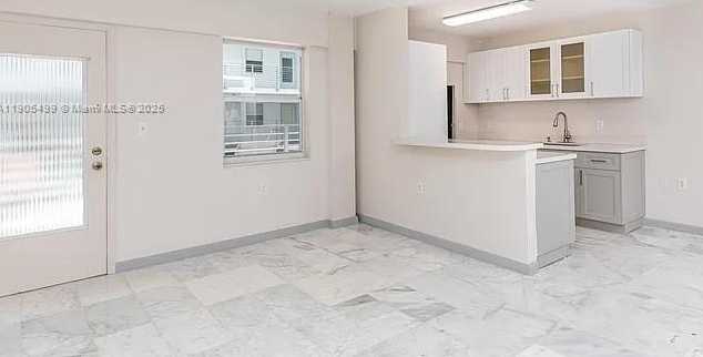Small Image of 1545 EUCLID AVE #2D, Miami Beach Number 12
