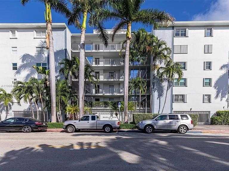 Small Image of 1545 EUCLID AVE #2D, Miami Beach Number 6