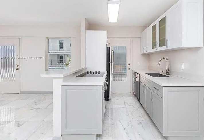Small Image of 1545 EUCLID AVE #2D, Miami Beach Number 7