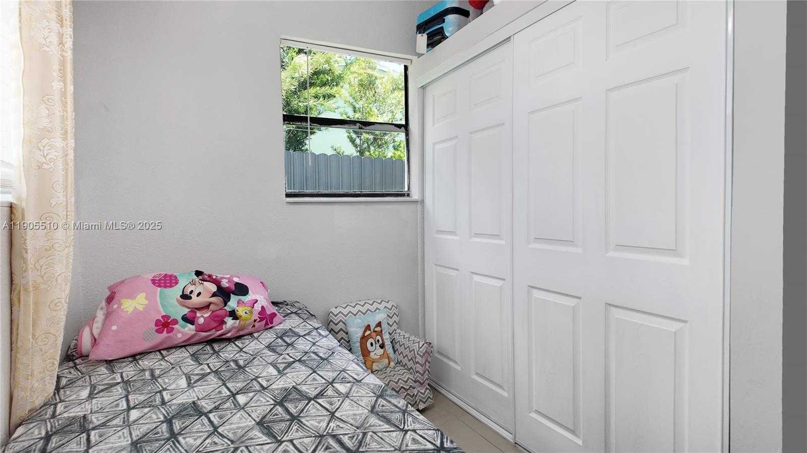 Small Image of 801 NORTH WEST 172ND TER, Miami Gardens Number 11