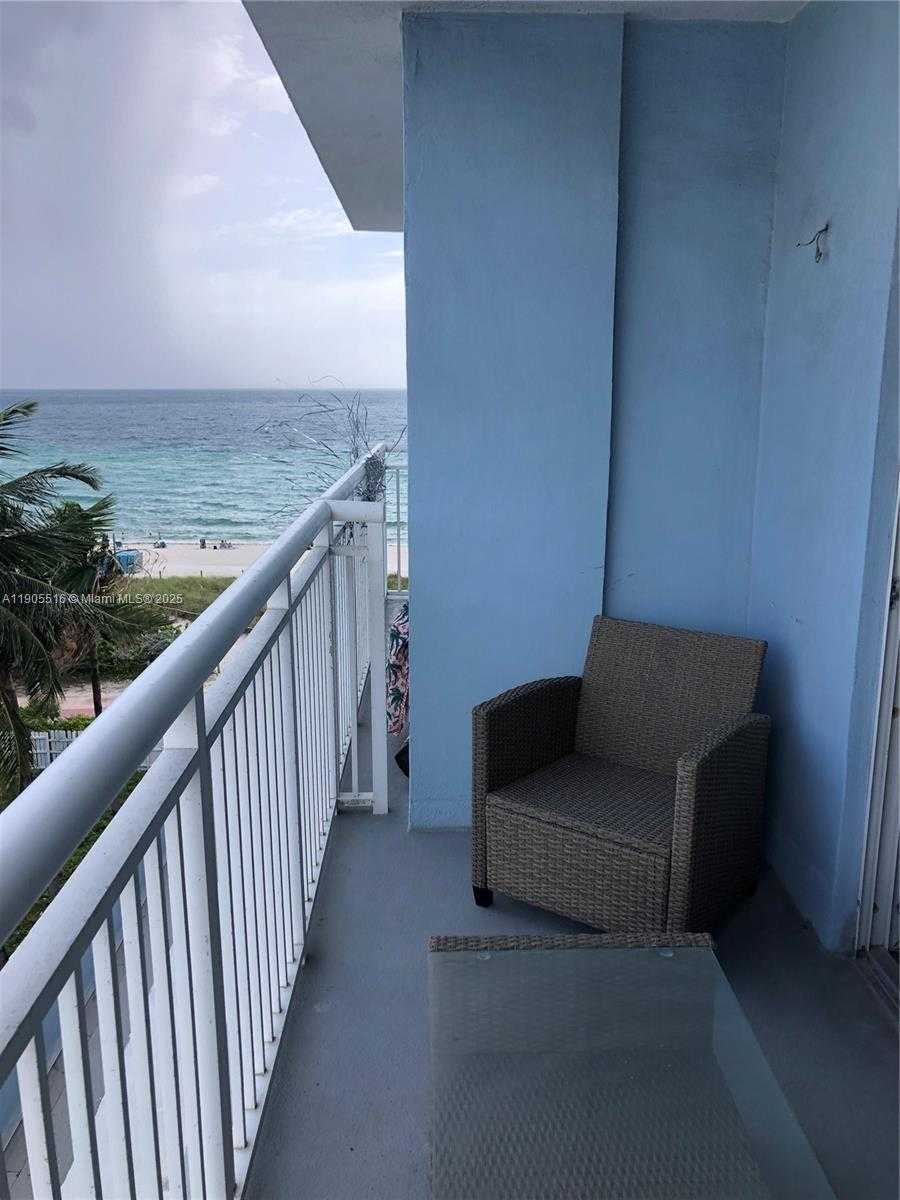 Small Image of 6969 COLLINS AVE #607, Miami Beach Number 12
