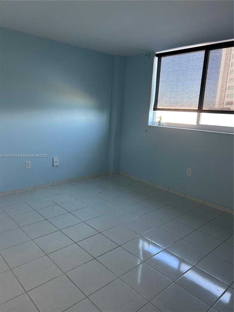 Small Image of 6969 COLLINS AVE #607, Miami Beach Number 14