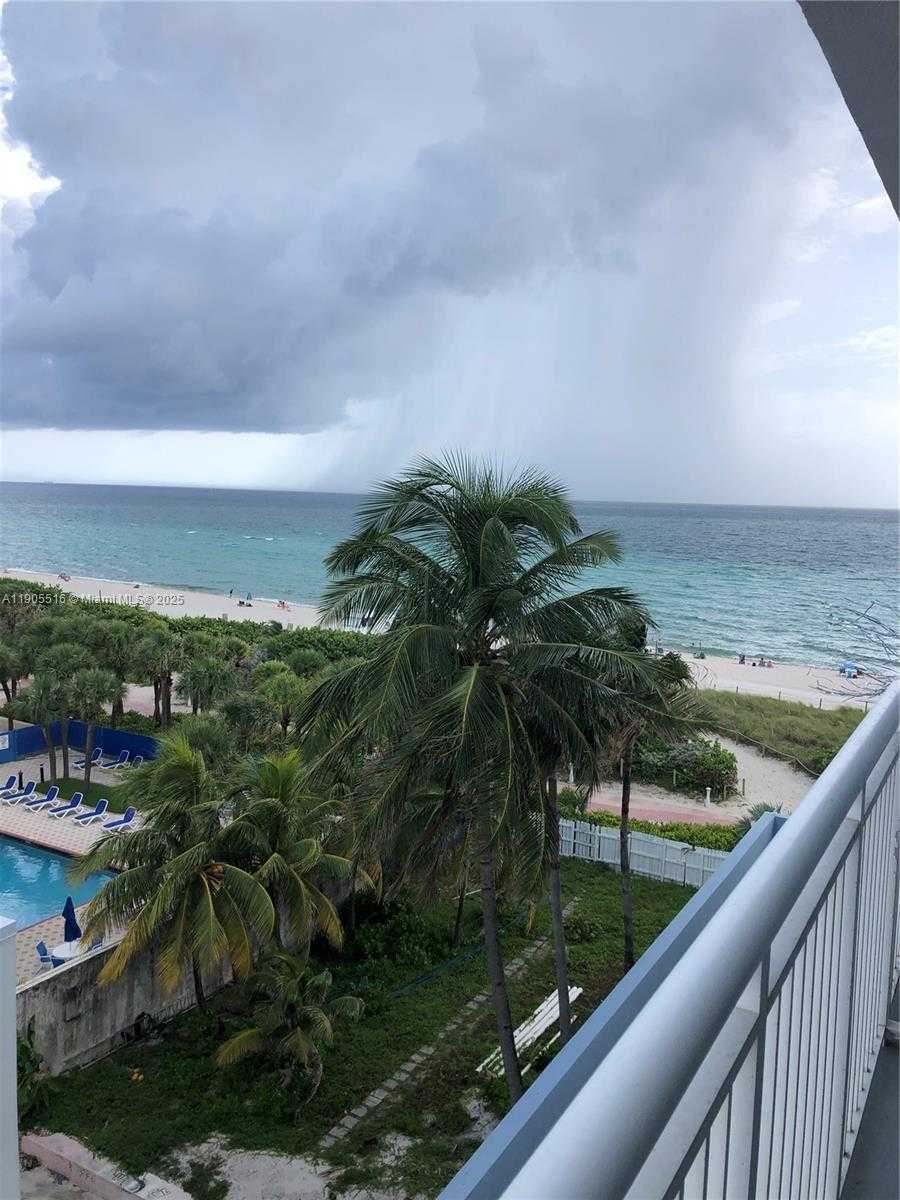 Small Image of 6969 COLLINS AVE #607, Miami Beach Number 4