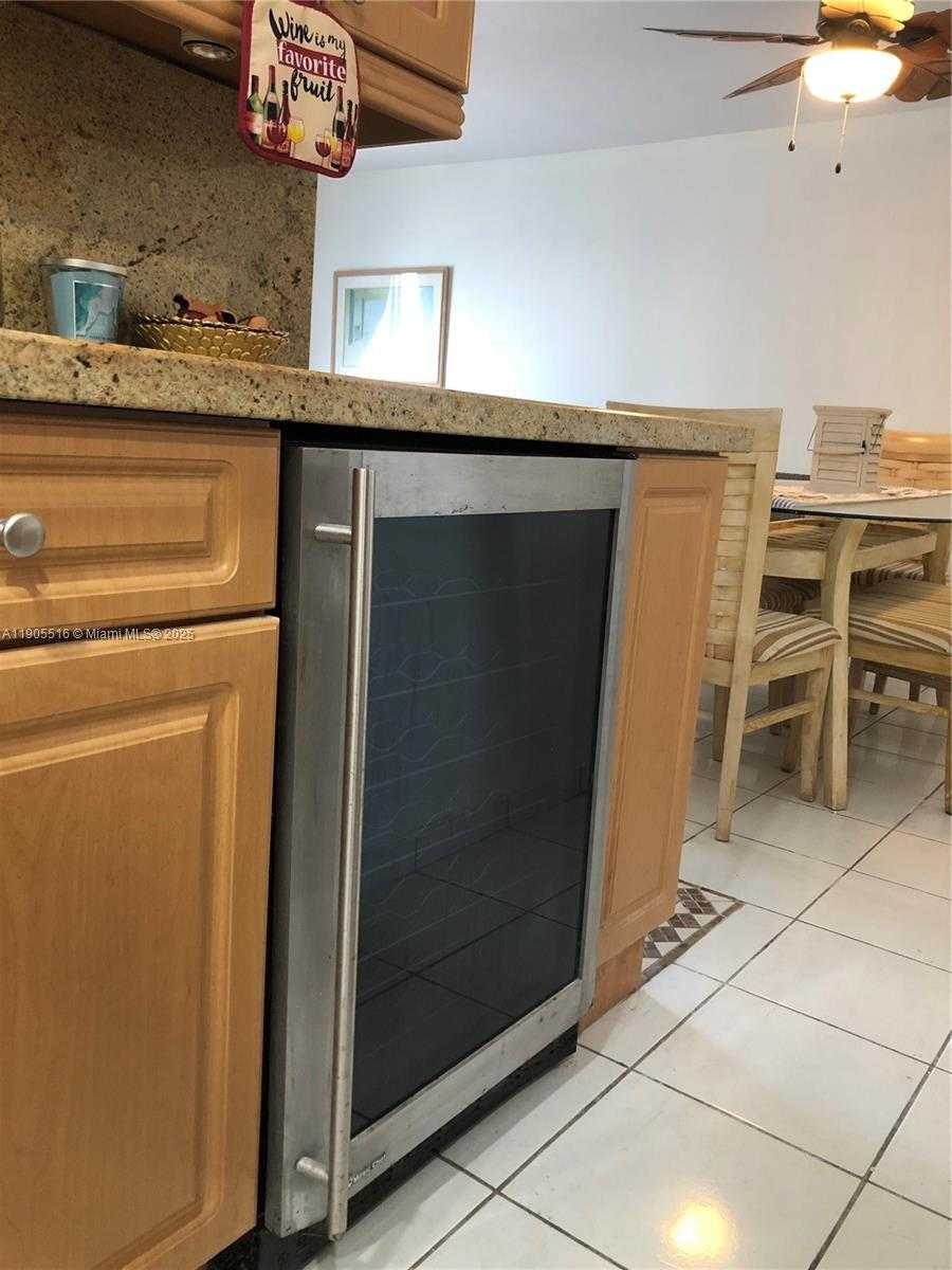 Small Image of 6969 COLLINS AVE #607, Miami Beach Number 7