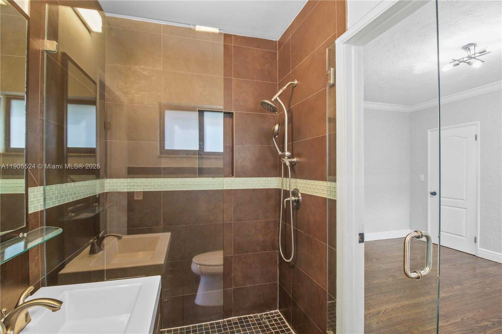 Small Image of 1814 SOUTH WEST 22ND TER, Miami Number 18