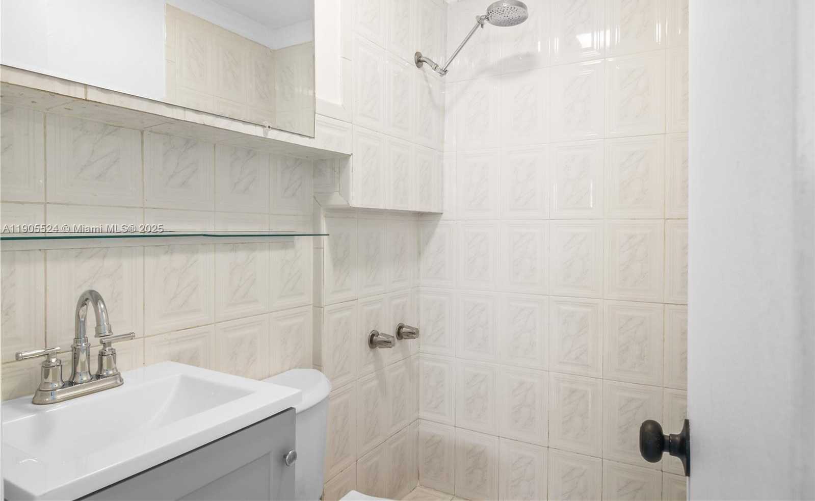 Small Image of 1814 SOUTH WEST 22ND TER, Miami Number 25