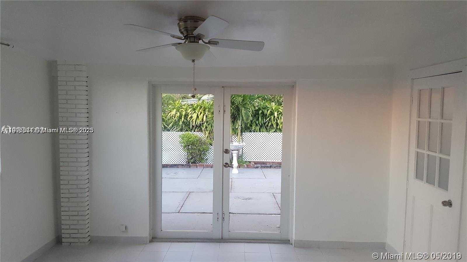 Small Image of 3689 NORTH WEST 14TH ST, Miami Number 10