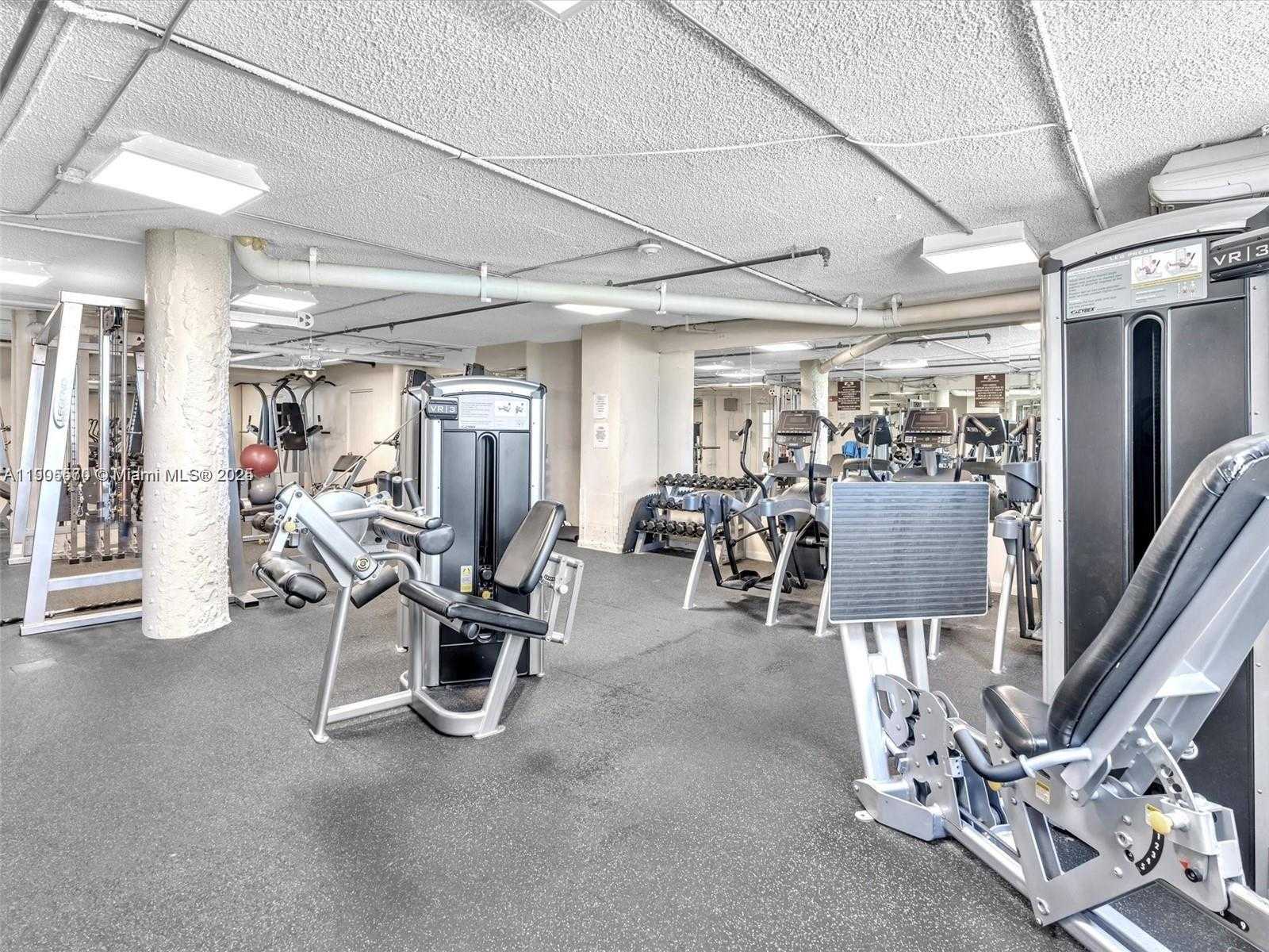 Small Image of 905 BRICKELL BAY DR #1127, Miami Number 36