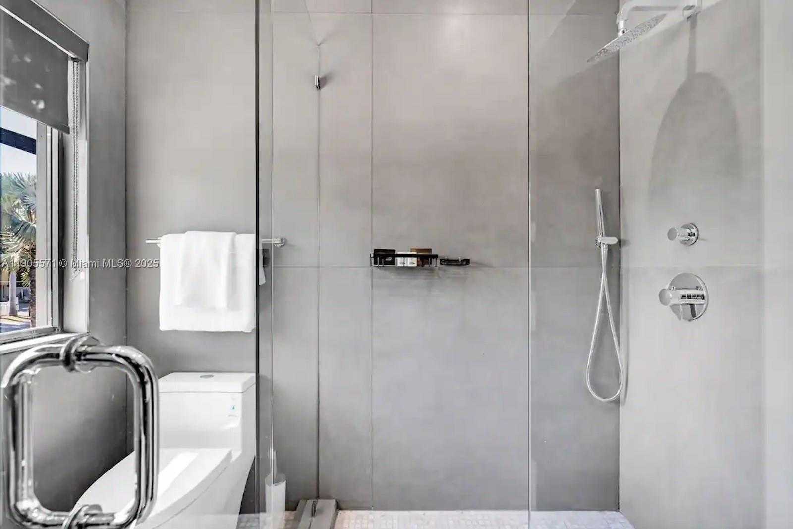 Small Image of 32 NORTH BOUNTY LN #32, Key Largo Number 17