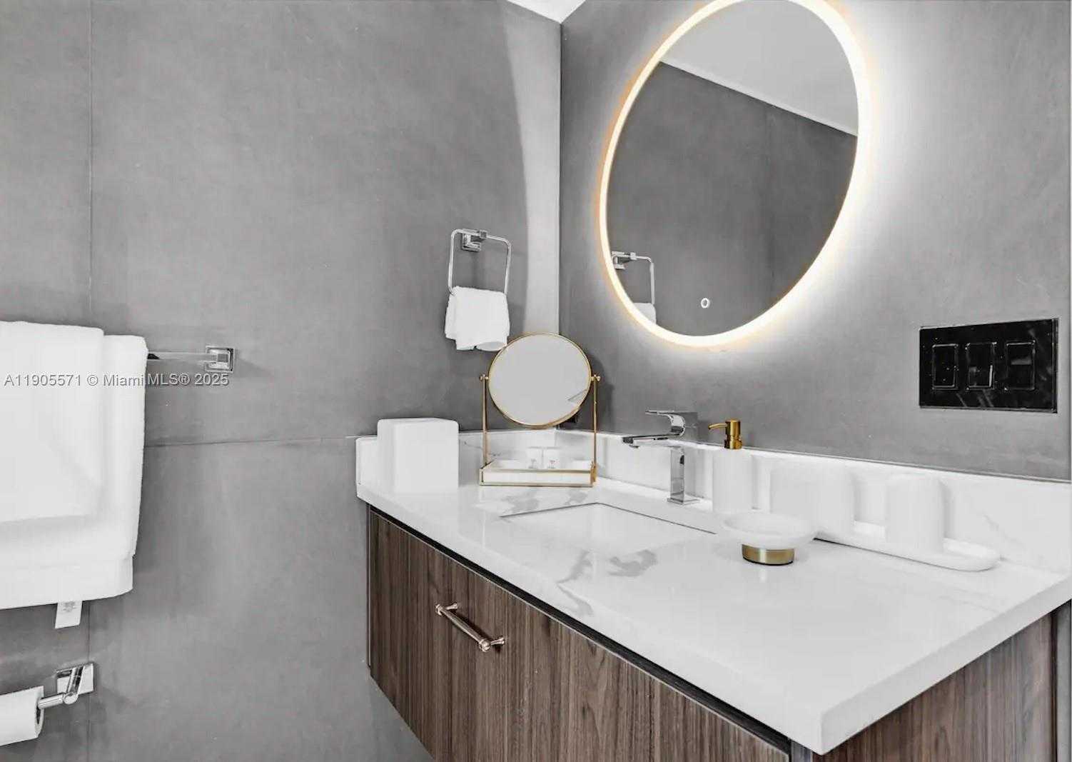 Small Image of 32 NORTH BOUNTY LN #32, Key Largo Number 19