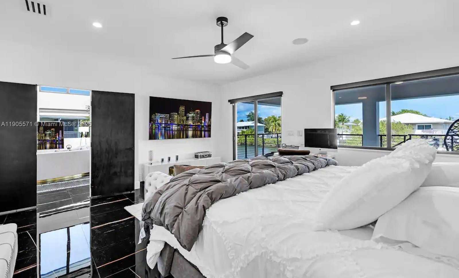 Small Image of 32 NORTH BOUNTY LN #32, Key Largo Number 23