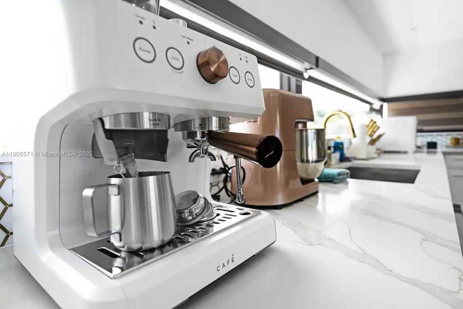 Small Image of 32 NORTH BOUNTY LN #32, Key Largo Number 27