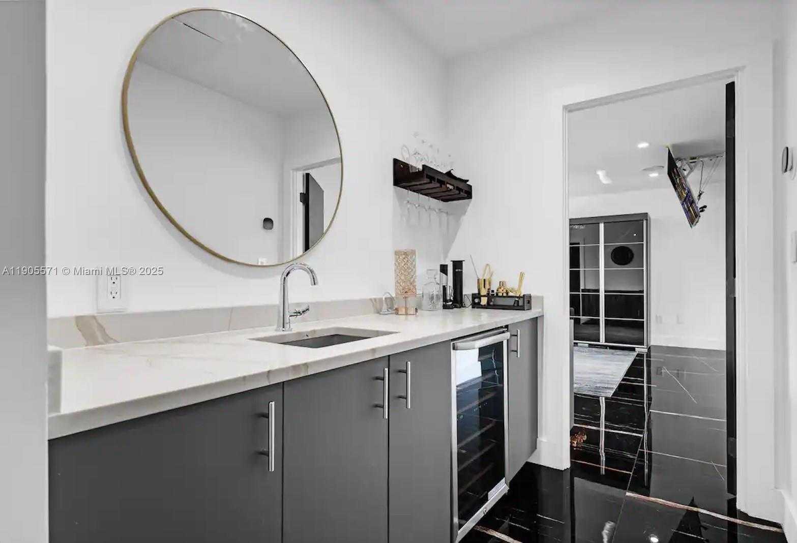 Small Image of 32 NORTH BOUNTY LN #32, Key Largo Number 33