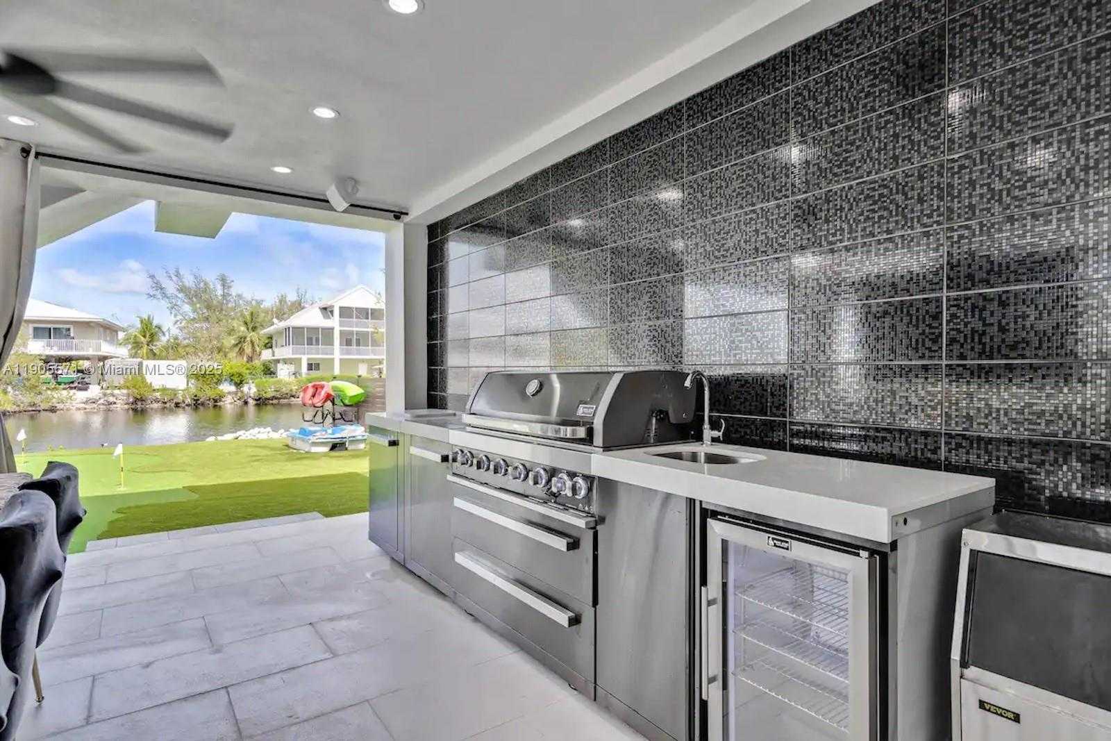 Small Image of 32 NORTH BOUNTY LN #32, Key Largo Number 46