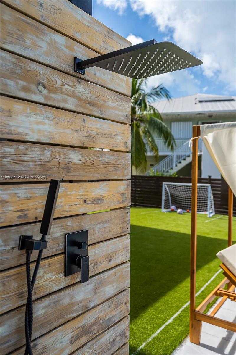 Small Image of 32 NORTH BOUNTY LN #32, Key Largo Number 51