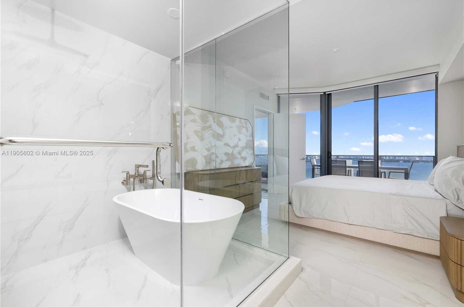 Small Image of 700 NORTH EAST 24TH ST #4002, Miami Number 17