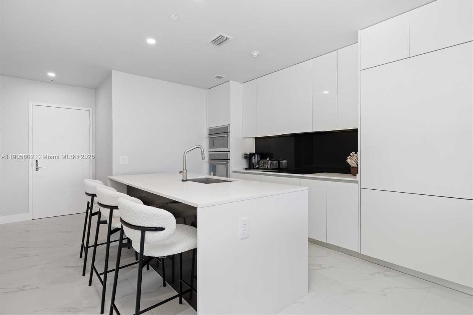 Small Image of 700 NORTH EAST 24TH ST #4002, Miami Number 8