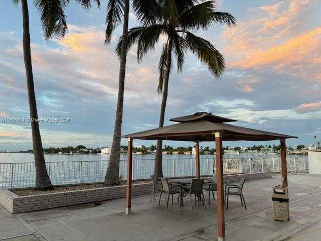 Small Image of 1865 79TH ST CSWY #10J, North Bay Village Number 26