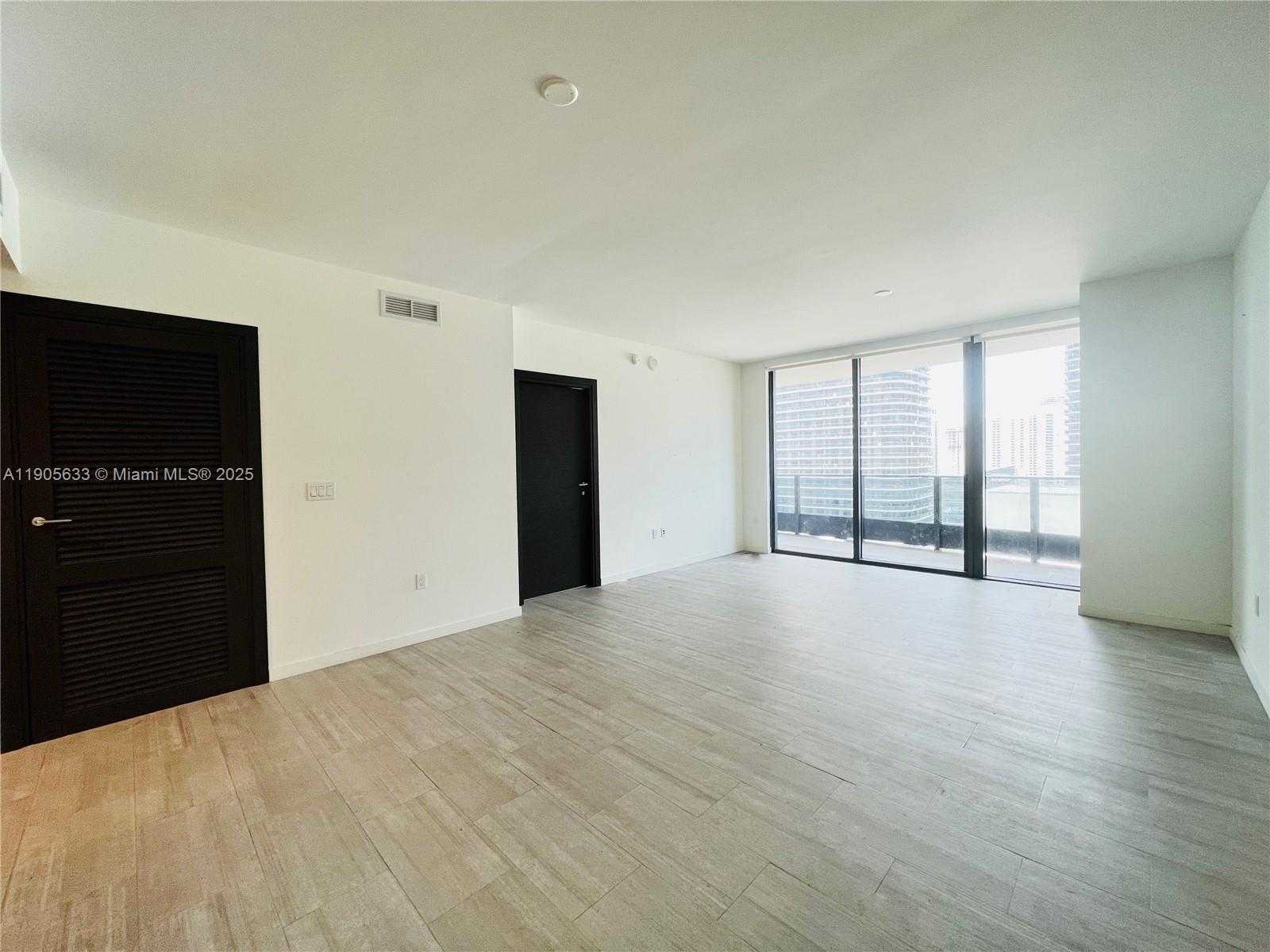 Small Image of 1000 BRICKELL PLZ #3503, Miami Number 2