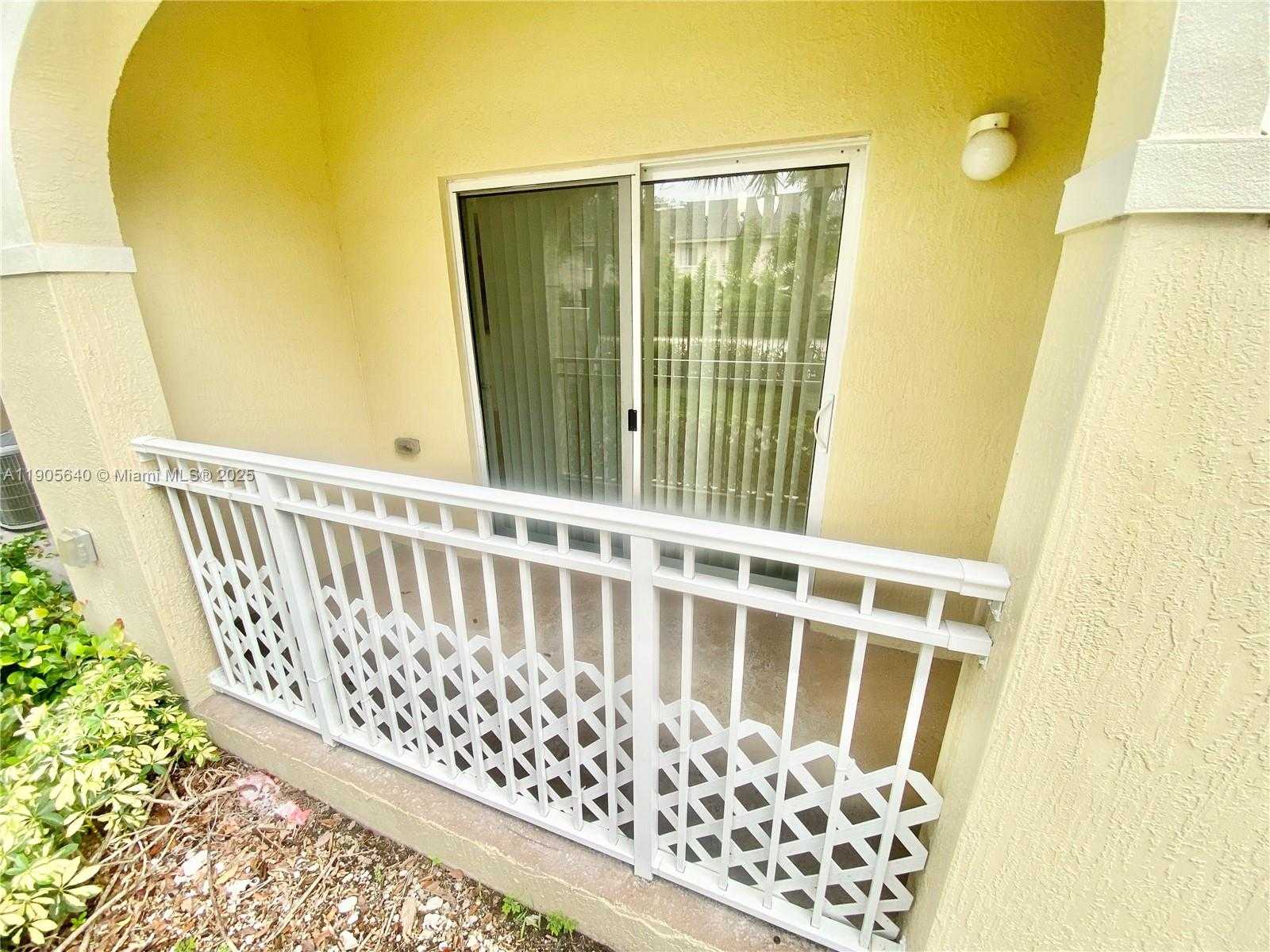 Small Image of 10885 NORTH WEST 89TH TER #106, Doral Number 21