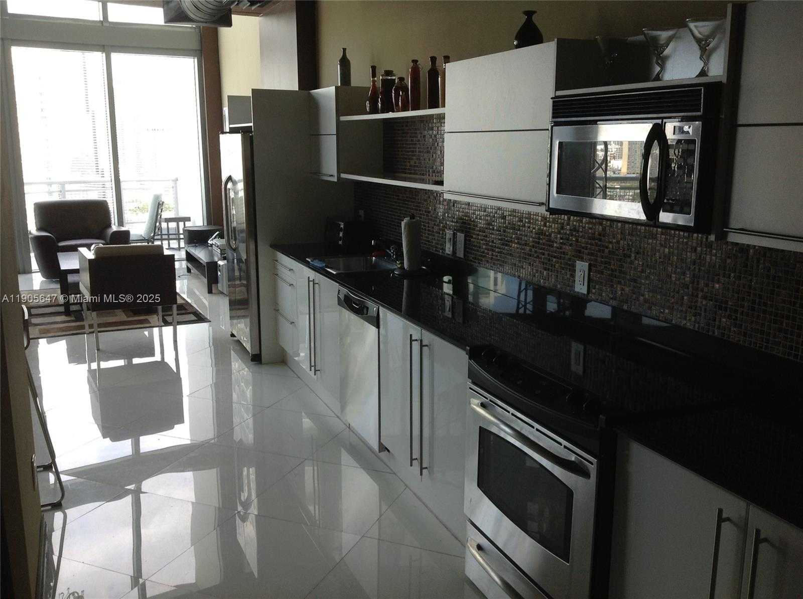 Small Image of 690 SOUTH WEST 1ST CT #PHI-01, Miami Number 2