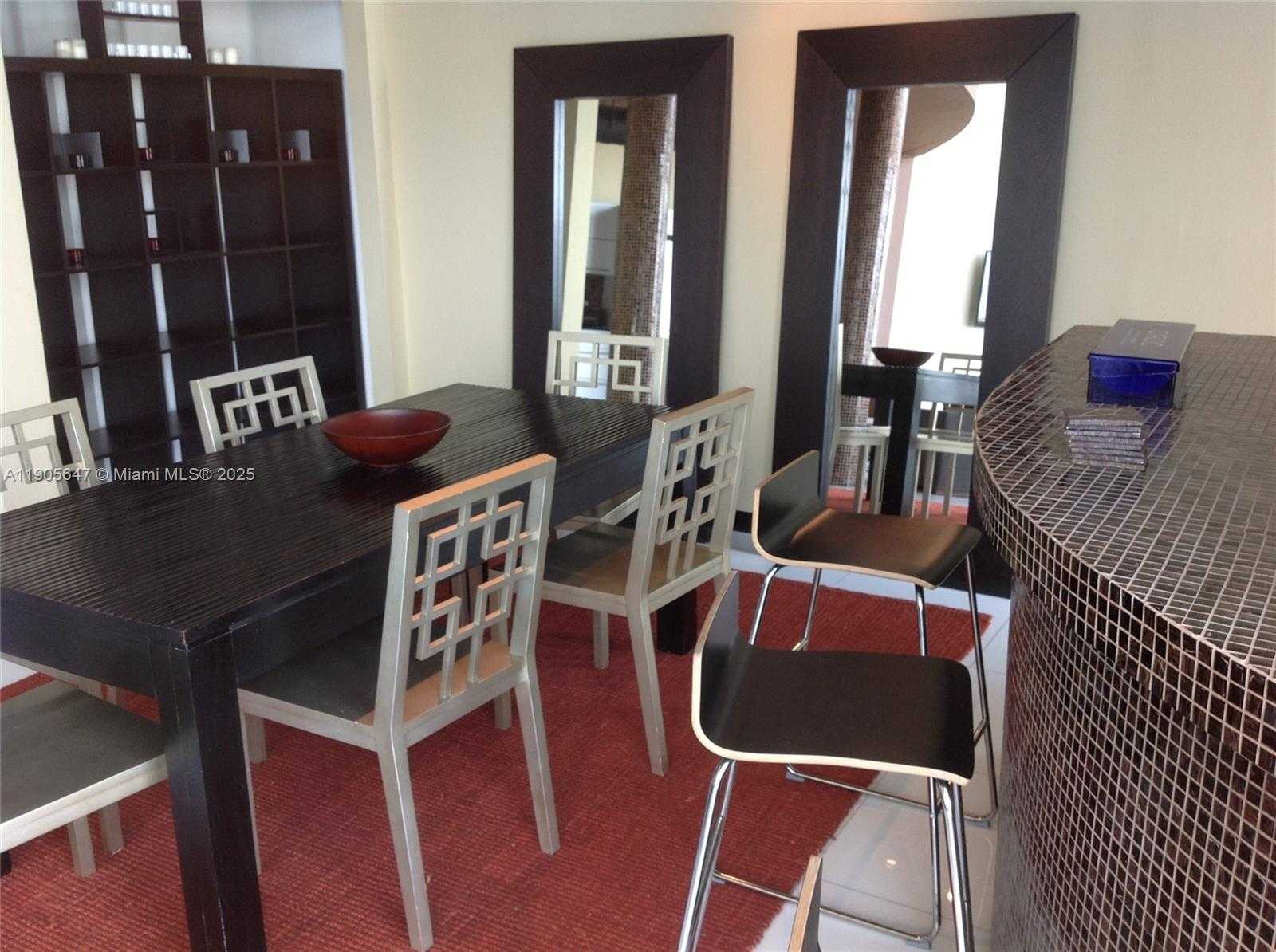 Small Image of 690 SOUTH WEST 1ST CT #PHI-01, Miami Number 5