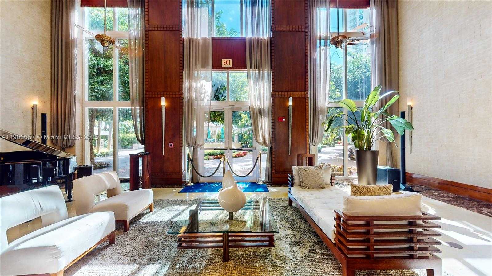 Small Image of 19501 WEST COUNTRY CLUB DR #PH-10, Aventura Number 16