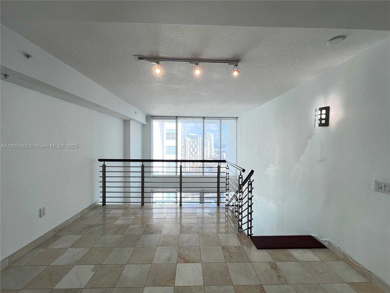 Small Image of 41 SOUTH EAST 5TH ST #2211, Miami Number 11
