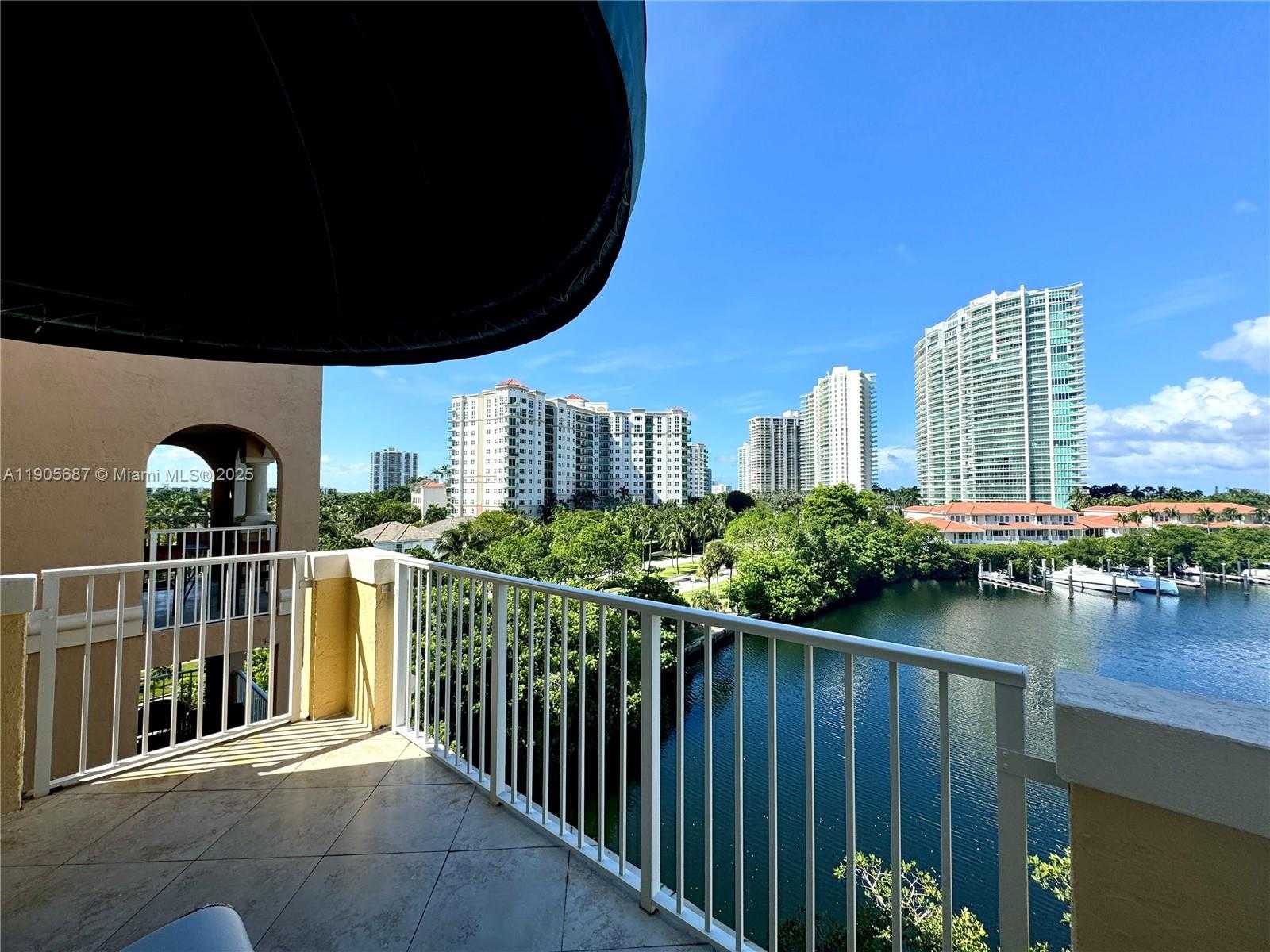 Small Image of 19999 EAST COUNTRY CLUB DR #1604, Aventura Number 11