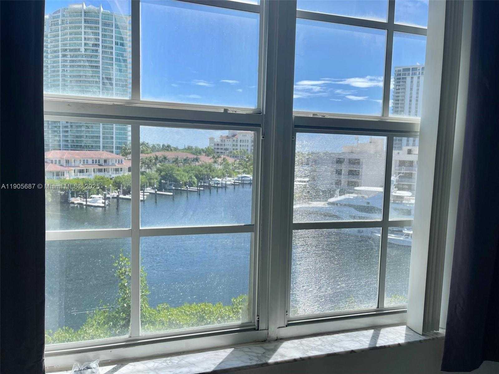 Small Image of 19999 EAST COUNTRY CLUB DR #1604, Aventura Number 13