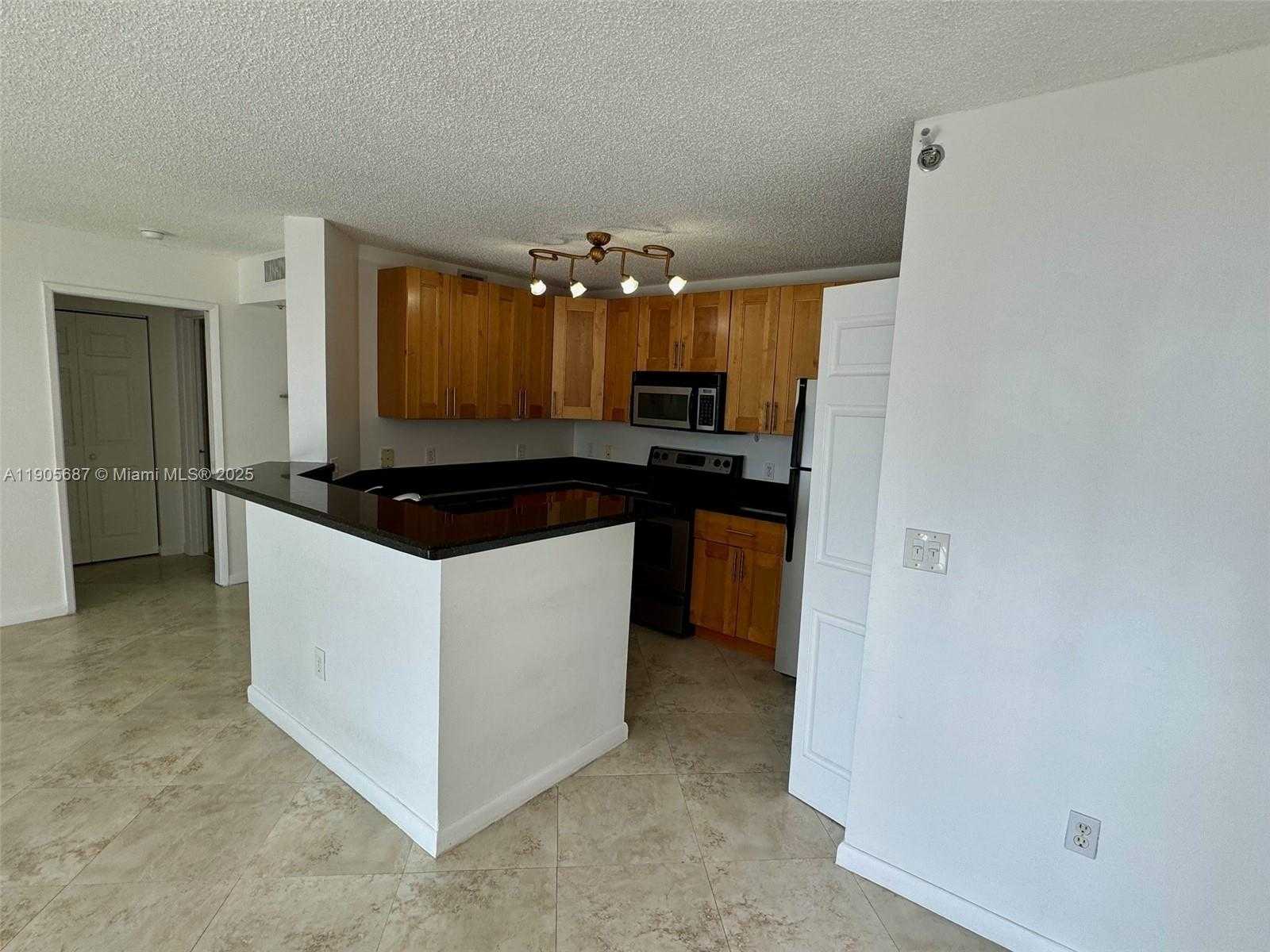 Small Image of 19999 EAST COUNTRY CLUB DR #1604, Aventura Number 9