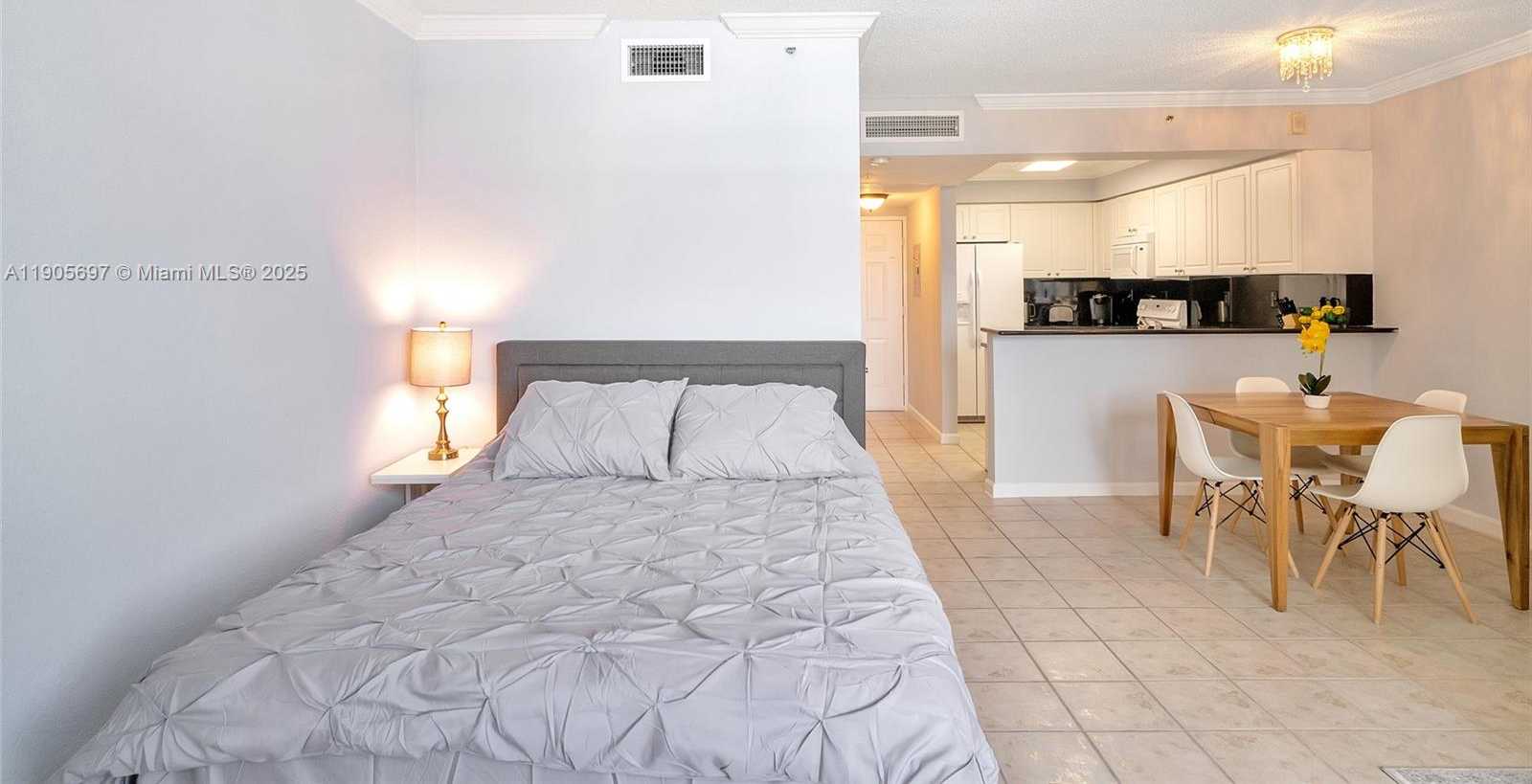 Small Image of 2501 SOUTH OCEAN DR #1432, Hollywood Number 12