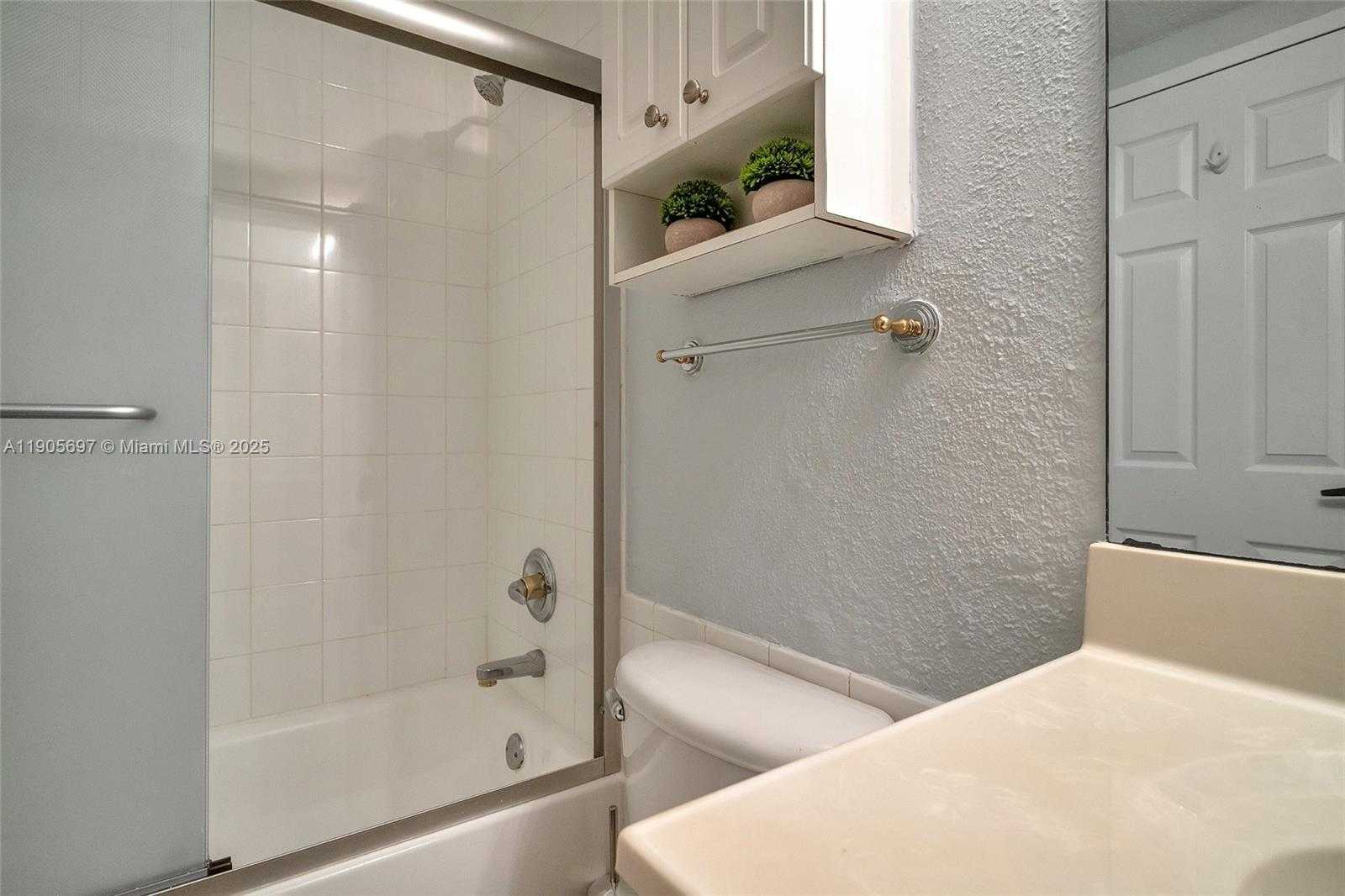 Small Image of 2501 SOUTH OCEAN DR #1432, Hollywood Number 18