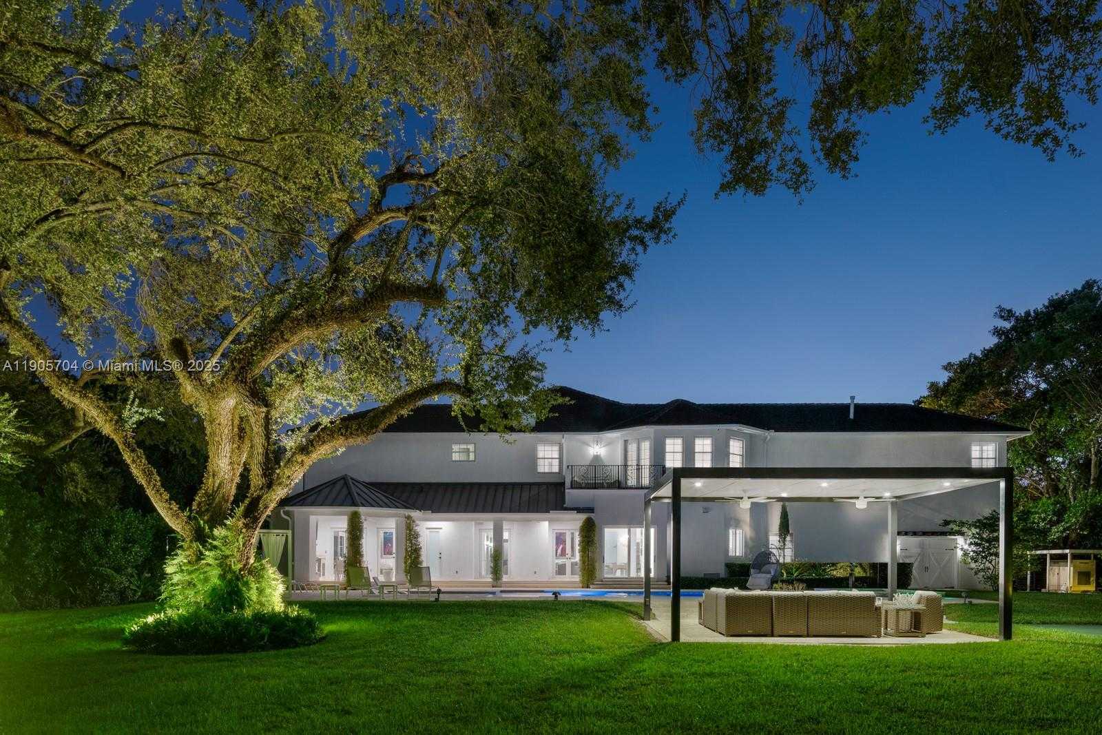 Small Image of 8551 SOUTH WEST 102ND ST, Miami Number 12