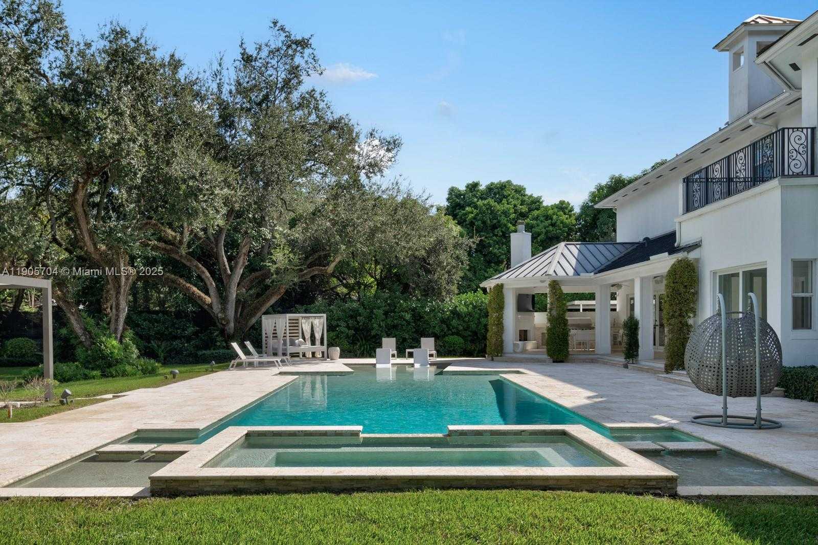 Small Image of 8551 SOUTH WEST 102ND ST, Miami Number 5